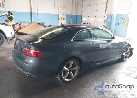 2009 Audi A5 3.2L из США, поврежденный, VIN WAUDK78T29A049174